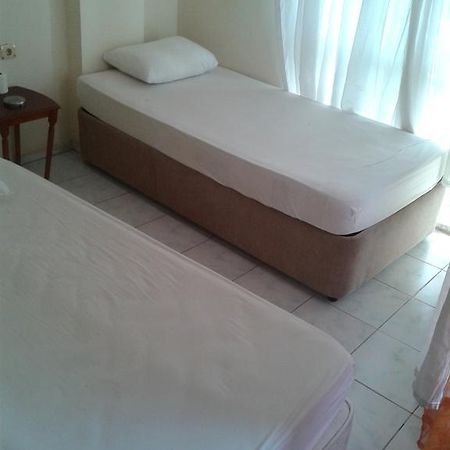 Deniz Pansiyon Fethiye Exterior foto